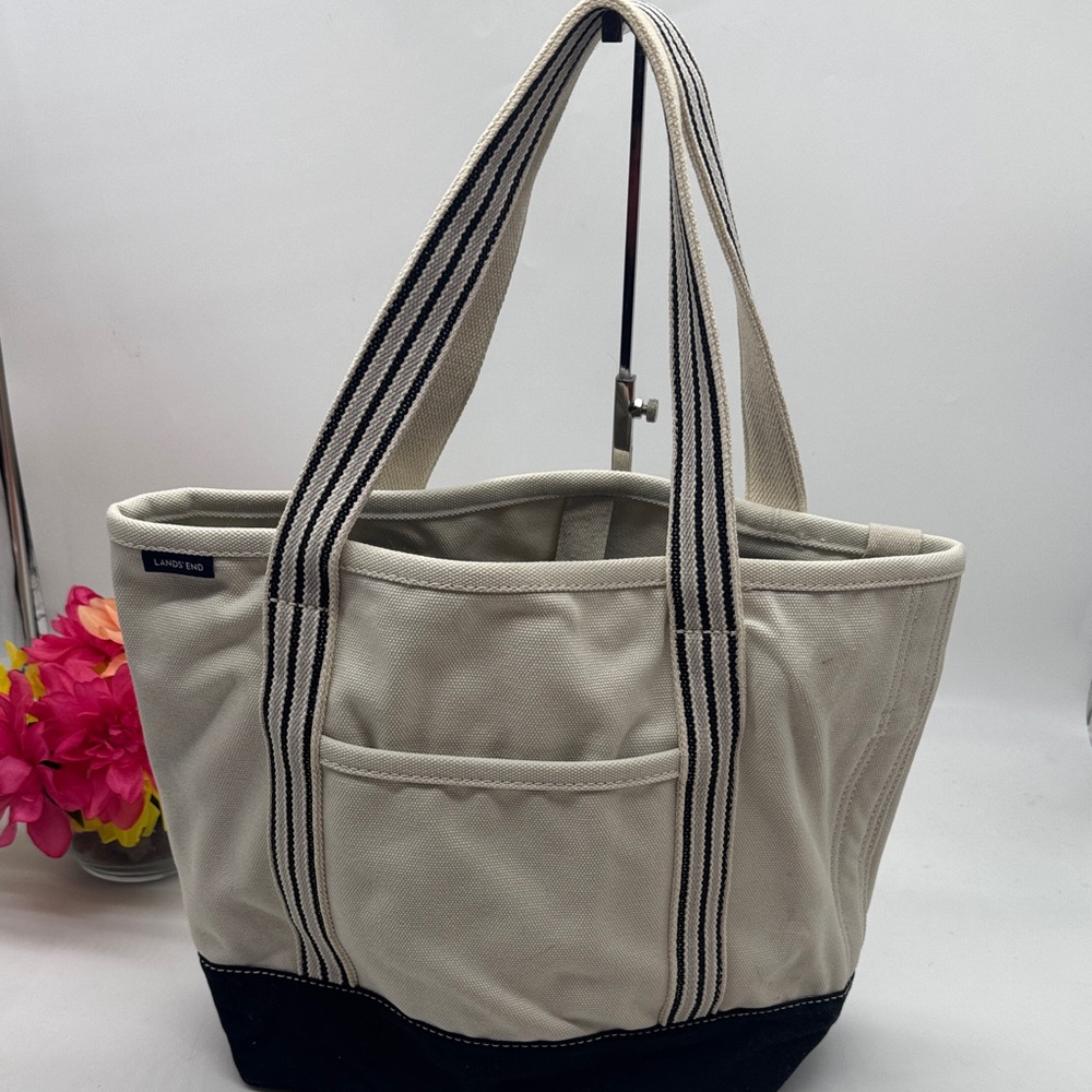 Lands' End Two-Tone Tote in Cream and Black MCB9605R